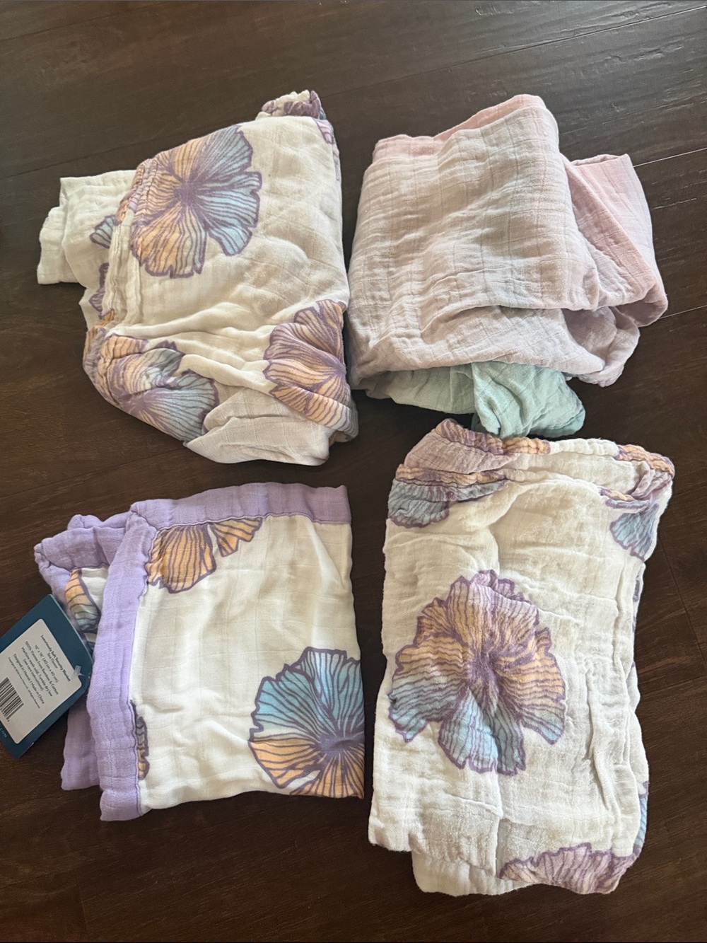 Floral Muslin Throw Blanket - Lavender & Cream